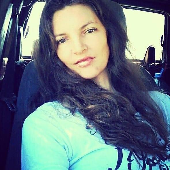 Хатидже Сирачка представя нова стихосбирка в родния си град Белица Хатидже Сирачка представя нова стихосбирка в родния си град Белица