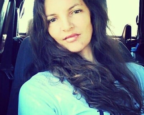 Хатидже Сирачка представя нова стихосбирка в родния си град Белица