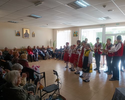 Тържествена програма за патронния празник на Дом за стари хора  Св. Петка  в Благоевград