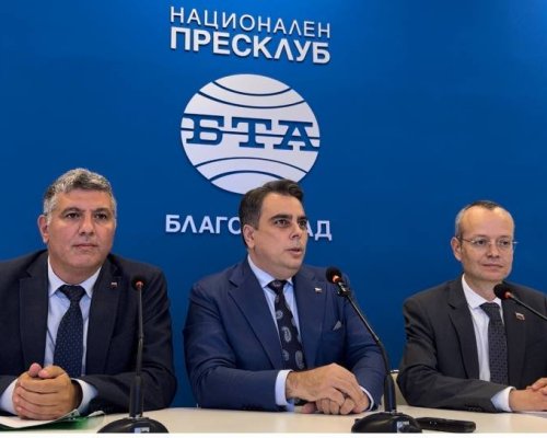 Асен Василев: Искаме европейски доходи и да се спазват законите, не Пеевски да управлява по телефона