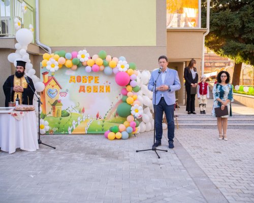В Петрич беше открита напълно обновената сграда на най-голямата детска градина в общината