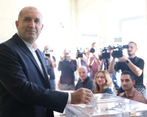 Румен Радев: Най-важното днес е да се гласува