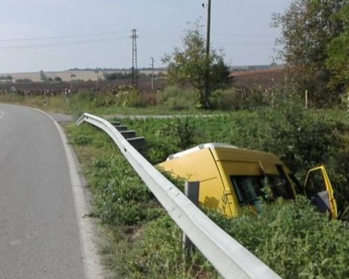 Младеж почина след падане в дере