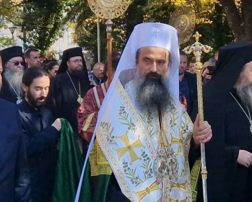 Българският патриарх Даниил пристигна в Гоце Делчев и благослови миряните