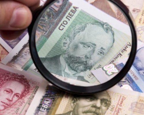 Разбита е импровизирана печатница за фалшиви 100 лв., прекарвани през търговски обект