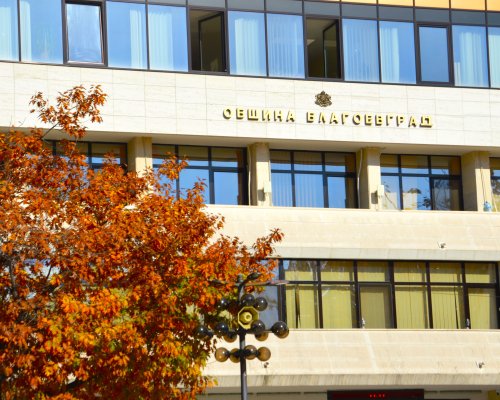 Електронна система за прием в първи клас да заработи от 2025 година в Благоевград предлага кметът Методи Байкушев
