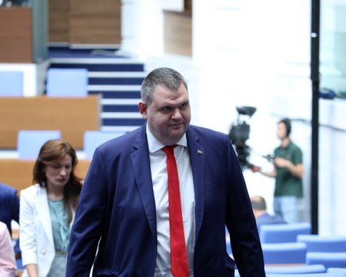 Делян Пеевски: От днес ДПС - Ново начало има само един лидер в мое лице