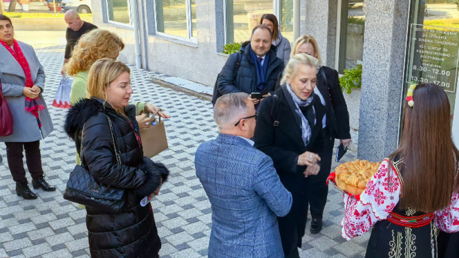 Представители на Европейската комисия на среща в Сандански Представители на Европейската комисия на среща в Сандански
