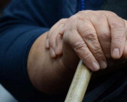 Куриоз: 80-годишна баба участва в схема за ало измами, сви 70 000 лева от жена