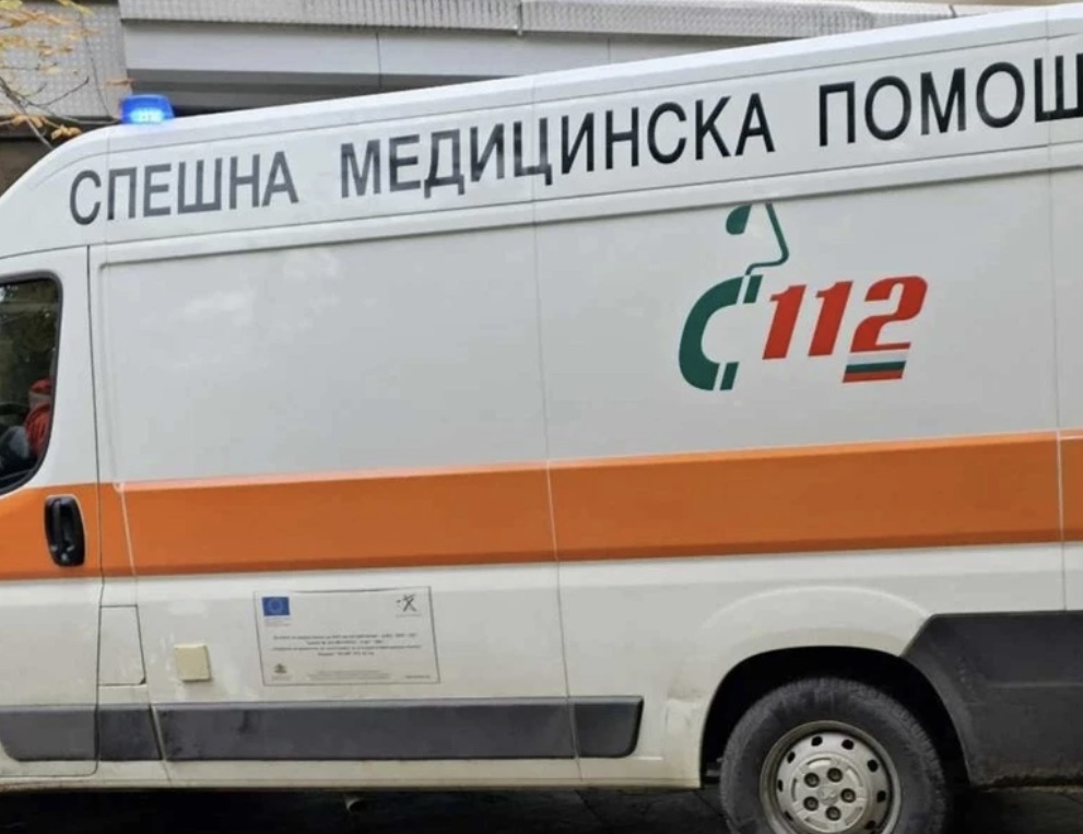 Уволниха медик от Сандански заради починалото бебе в линейка Уволниха медик от Сандански заради починалото бебе в линейка