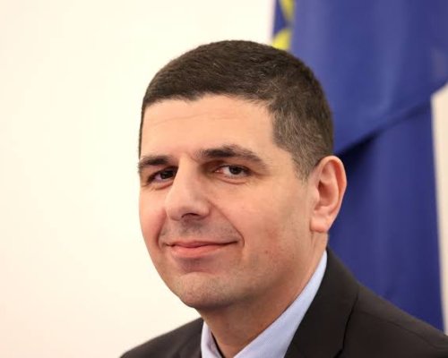Ивайло Мирчев: Кандидатурата на Атанасов е решаваща за кризата в парламента