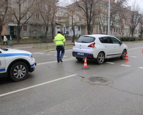 Автомобил помете 17-годишно момиче на пешеходна пътека в Петрич