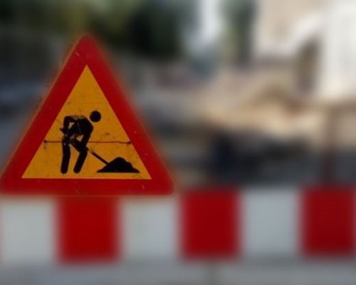 Спират движението на МПС по пътя Белица-Семково