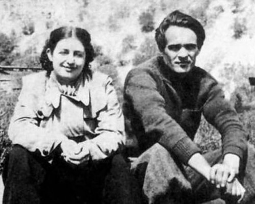 115 години от рождението на великия Никола Вапцаров