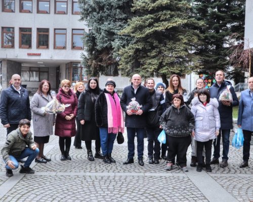 Благотворителен Kоледен базар от потребителите на социални услуги в Банско