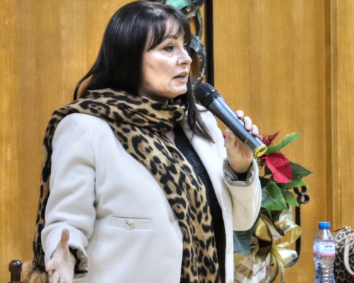 Мария Лалева привлече публиката в Банско с новия си роман  Пътища от огън