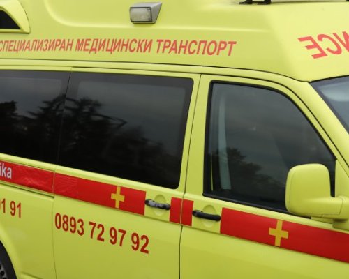 Дете на 1 година почина в линейка