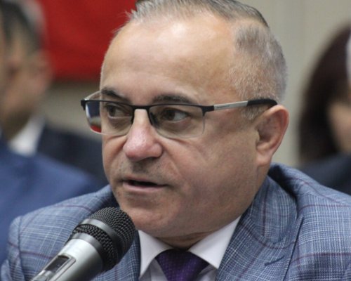 С около 30 скача такса  смет  в Сандански