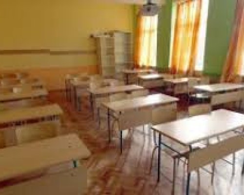 Закриват 39 средищни училища в страната