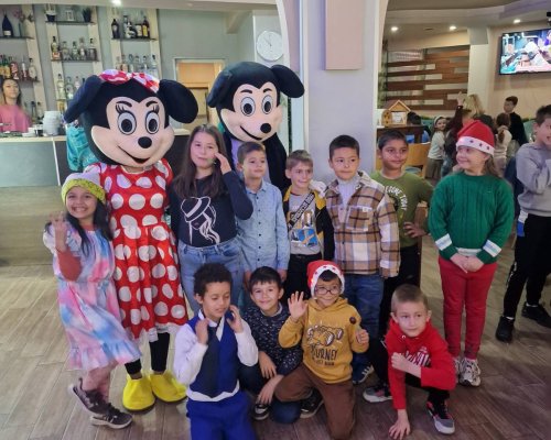 Коледно парти за най-малките в Белица