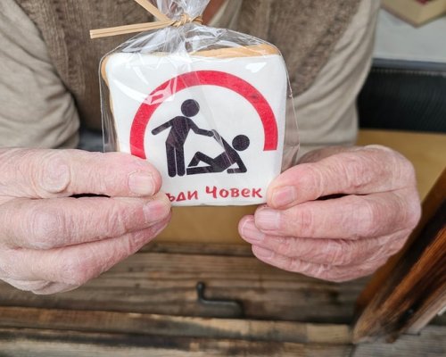 Чудесата на доброто: БЪДИ ЧОВЕК стопли сърцата на 130 възрастни хора от Разлог, Бачево, Горно Драглище, Годлево и Добърско