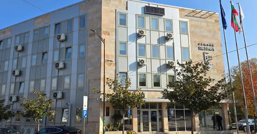 Повече от 70 семейства отбелязаха в Петрич своята сребърна или златна сватба Повече от 70 семейства отбелязаха в Петрич своята сребърна или златна сватба