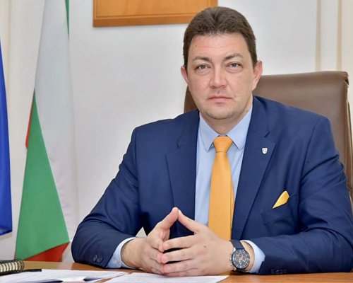Кметът Димитър Бръчков: Честита Коледа
