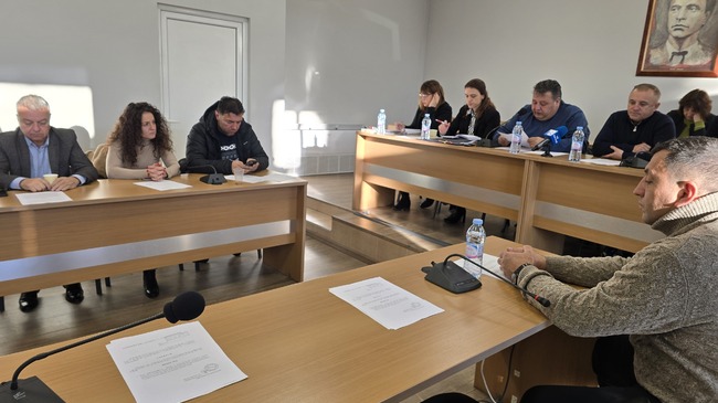 С пълно мнозинство съветниците в Сандански приеха декларация в подкрепа на медиците от МБАЛ Югозападна С пълно мнозинство съветниците в Сандански приеха декларация в подкрепа на медиците от МБАЛ Югозападна