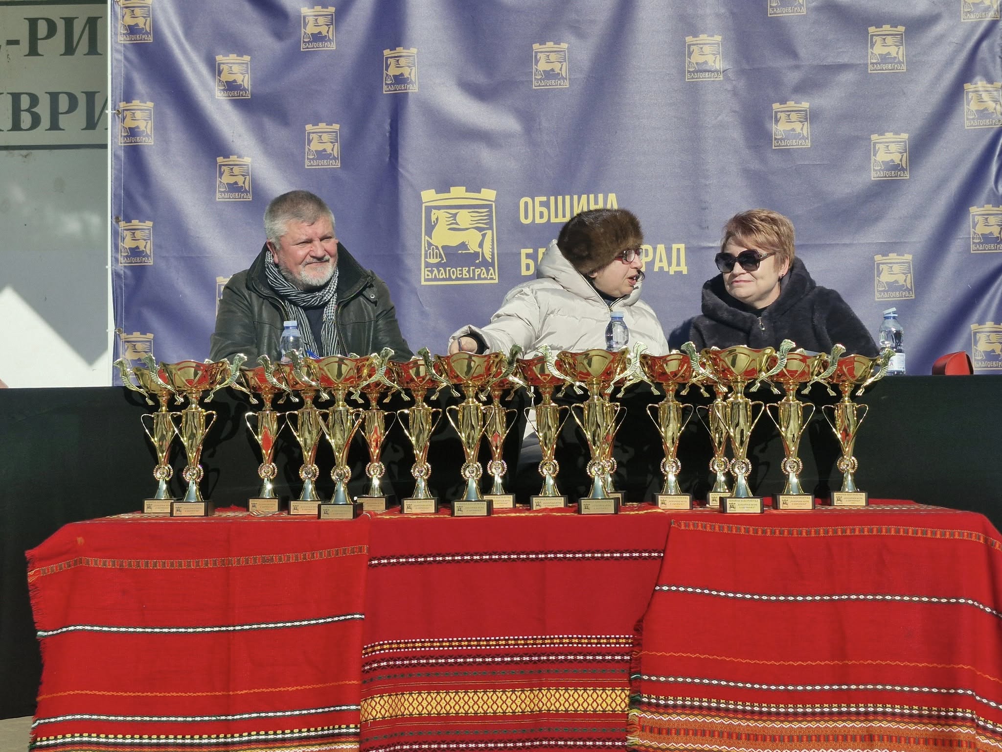Кукери огласиха Благоевград (СНИМКИ)