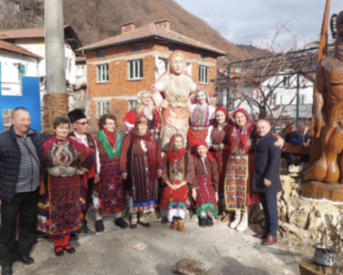 Традицията е жива! Незабравим Бабинден в село Пирин!