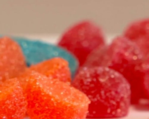 Бързо и лесно! Продават желирани бонбони с дрога в интернет