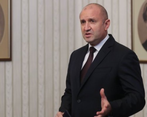 Румен Радев връчва първия мандат на ГЕРБ-СДС в сряда