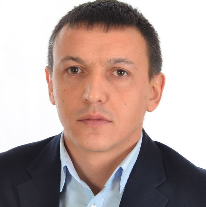 Обадете му се да почерпи! Кметът на Якоруда Мехмед Вакльов празнува рожден ден Обадете му се да почерпи! Кметът на Якоруда Мехмед Вакльов празнува рожден ден