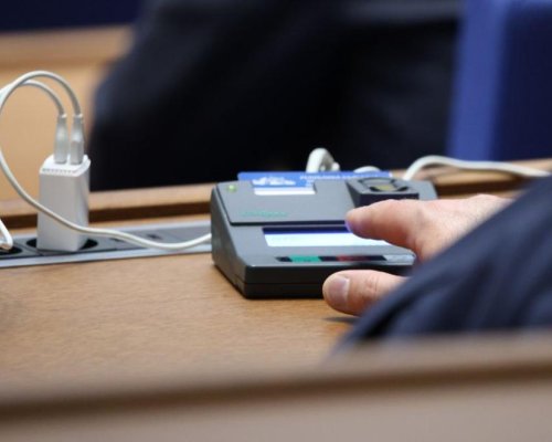 Новите депутати в 51-ото Народно събрание (СНИМКИ)