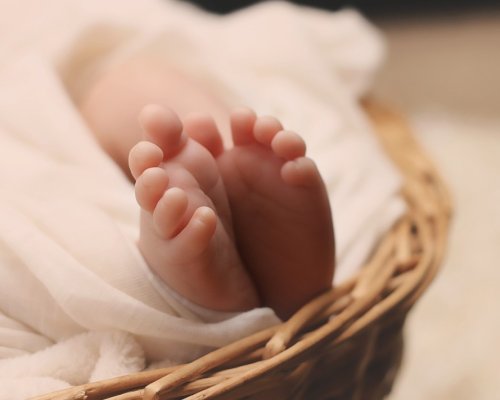 Тенденция! Средната възраст за раждане на първо дете в град Благоевград вече е 27,6 години