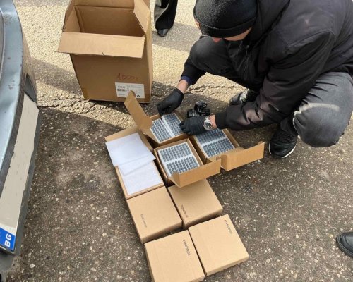 През декември 2024 г. са задържани 734 капсули и 808 вейп устройства с наркотични вещества