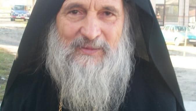 МС: Кончината на архимандрит Амвросий е огромна загуба за българската духовност МС: Кончината на архимандрит Амвросий е огромна загуба за българската духовност