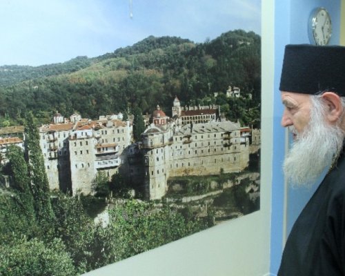 Кметът Баненски изказа съболезнования по повод кончината на игумена на Зографския манастир