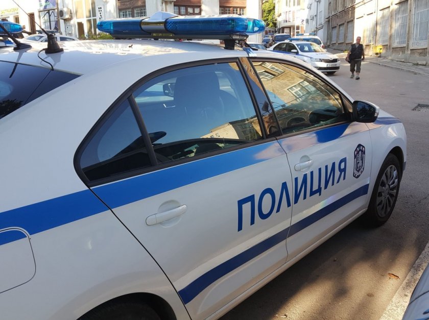 Роми си спретнаха меле в с. Микрево, четирима пострадаха Роми си спретнаха меле в с. Микрево, четирима пострадаха