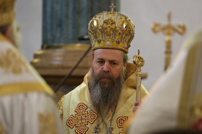 Митрополит Серафим ще оглави службата на празника Сретение Господне в храма на Добърско