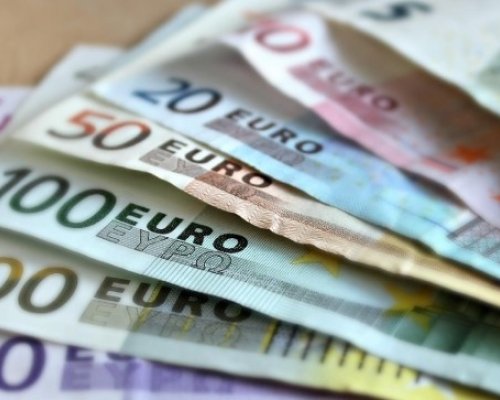 Проучване: 57,1 от българите са против въвеждането на еврото