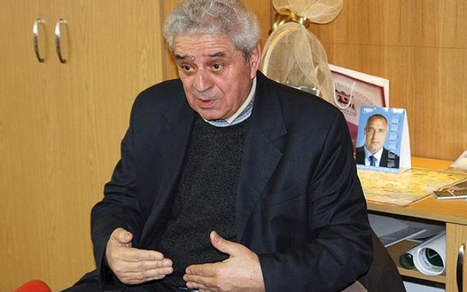 Лазар Причкапов: Който построи язовир над Благоевград, заслужава паметник като Айфеловата кула Лазар Причкапов: Който построи язовир над Благоевград, заслужава паметник като Айфеловата кула