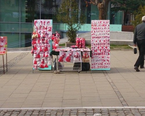 Започва приемът на заявления за ползване на площи за продажба на мартеници в Благоевград