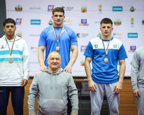 Борец от Сандански спечели златен медал на турнира Петко Сираков - Иван Илиев