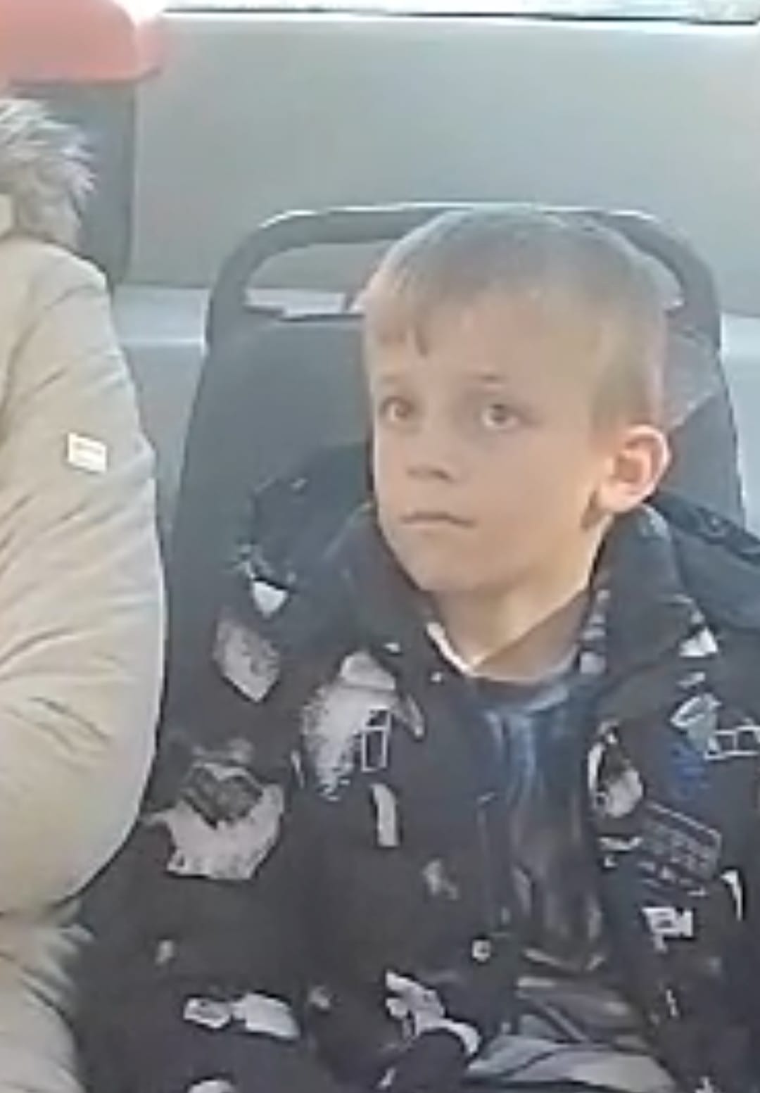 Полицията издирва 40 г.жена и синът и на 7 години от Аврамово, изчезнали на 10 февруари