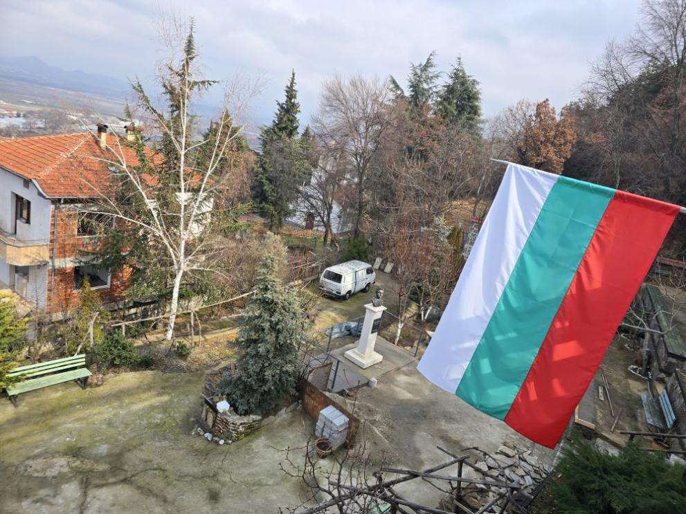 Володя Стоянов изгражда Духовен център в Петрич (СНИМКИ) Володя Стоянов изгражда Духовен център в Петрич (СНИМКИ)
