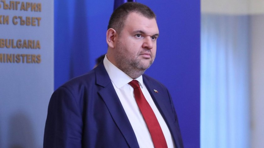 Пеевски: Подкрепям Радев, няма да пращаме войници в Украйна Пеевски: Подкрепям Радев, няма да пращаме войници в Украйна