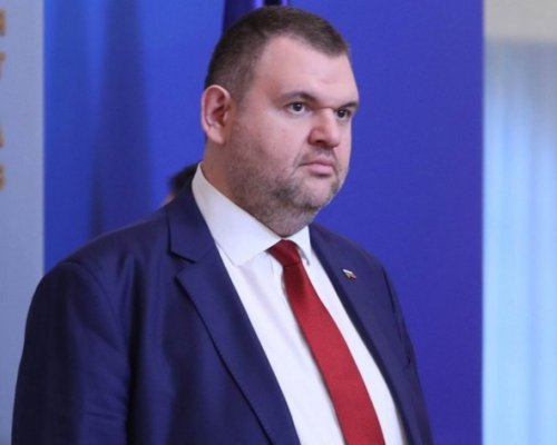 Пеевски: Подкрепям Радев, няма да пращаме войници в Украйна