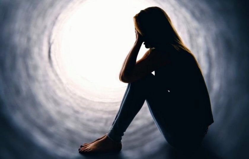 Младежи спасиха жена, нападната от крадец на улицата Младежи спасиха жена, нападната от крадец на улицата