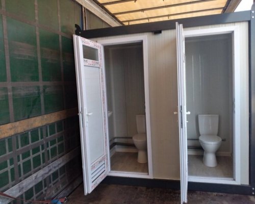 ТОРМОЗ: Учителка заключва деца в тоалетната